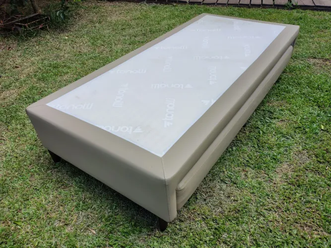 Com entrega box solteiro corino com auxiliar 
