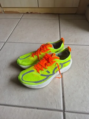 Corre Supra 1