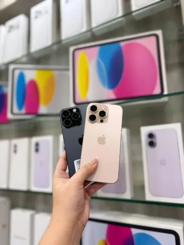 IPHONE 17 LACRADO