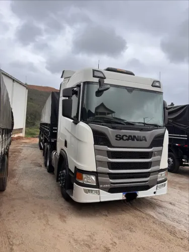 Vendo Scania R450 todo revisado carro top
