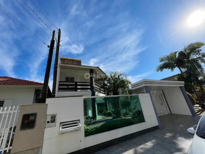 Casa para aluguel, 4 quartos, 1 suíte, 3 vagas, Dehon - Tubarão/SC