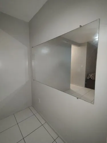 VENDO ESPELHO DE PAREDE