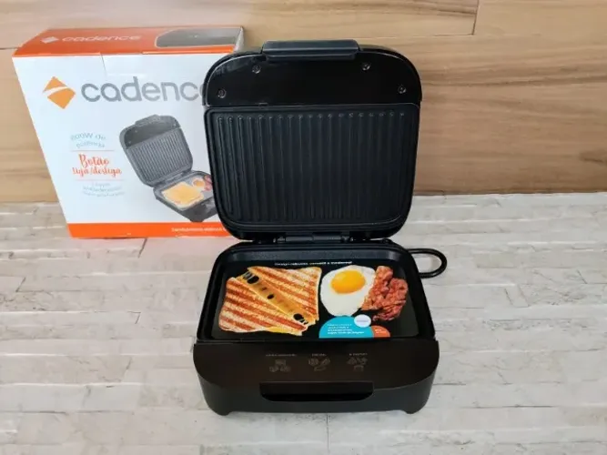 Sanduicheira e Grill Cadence 2 Em 1 800w 127v
