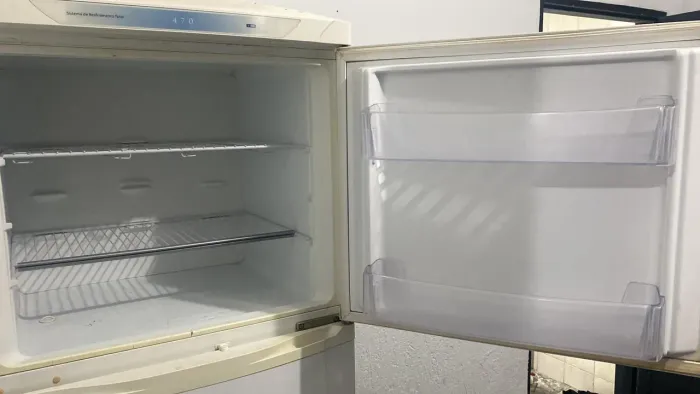 Geladeira continental 