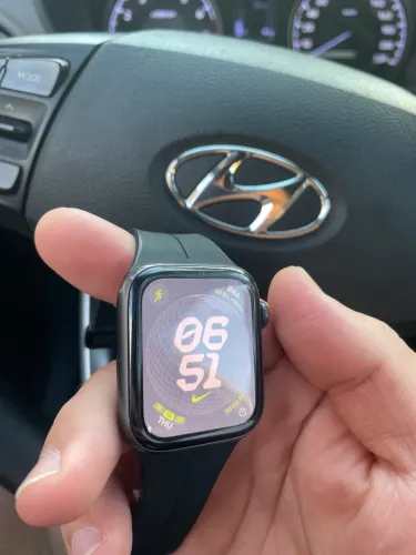 Relógio Apple Watch Série 4  44mm caixa jumbo 