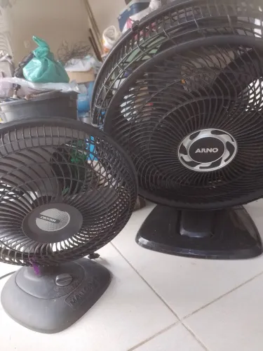 Vendo os dois ventiladores para concerto 