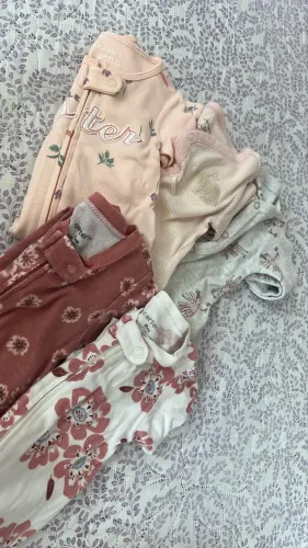 Macacões Carters