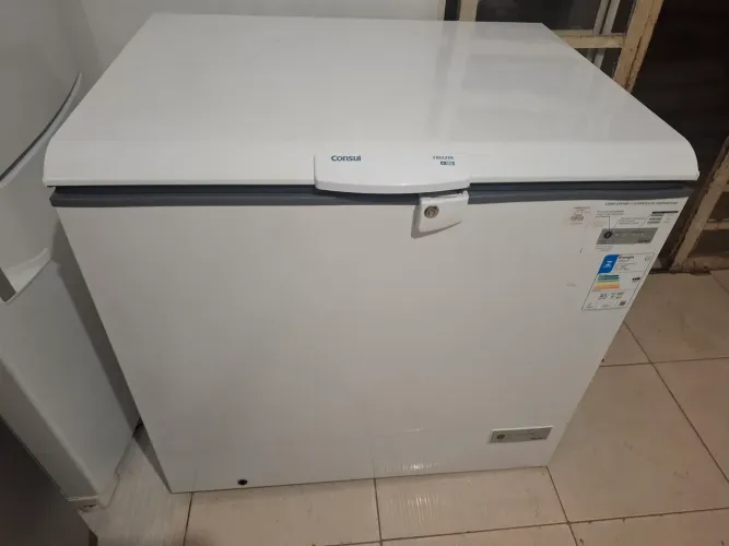 Freezer Consul 305 litros