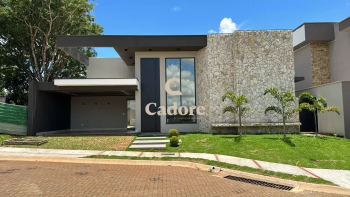 Casa de alto padrão no ARTS Bairro Laranjeiras com 229m² de construção