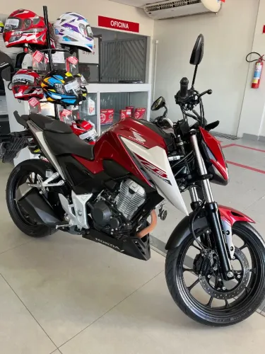 CB 300f Twister ABS - Seminova 
