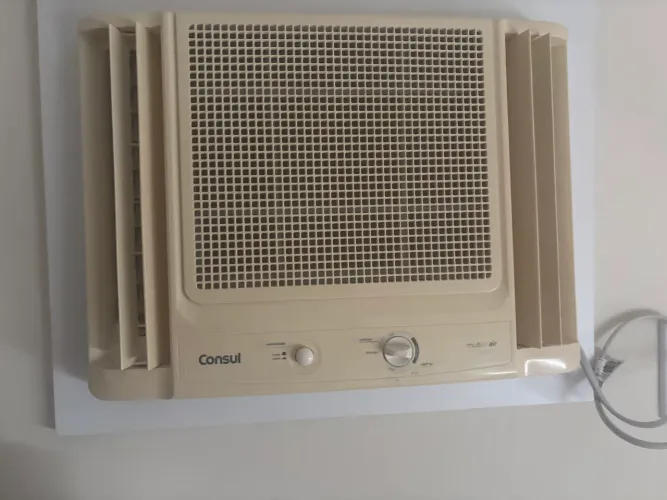 Ar condicionado 7500BTUS  cônsul