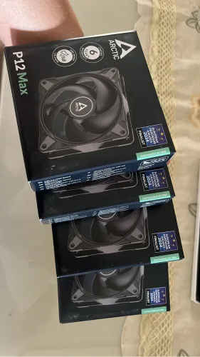 4x Cooler FAN ARCTIC P12 Max PWM 120mm Preto, ACFAN00280A