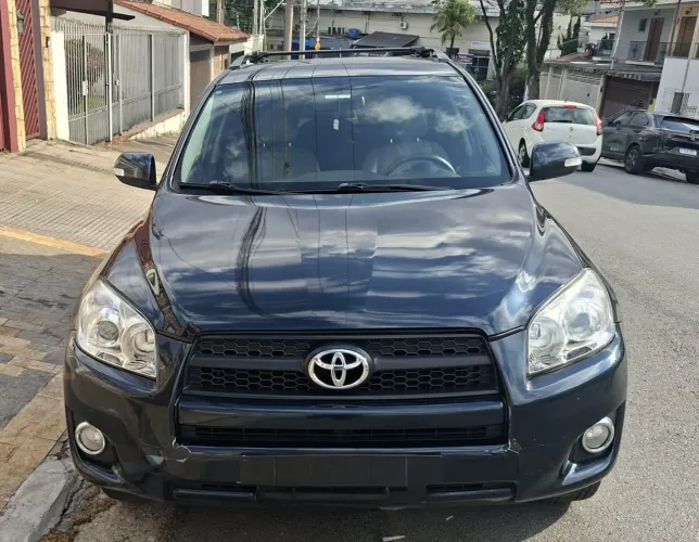 Toyota RAV4 2.4 4X2 16V 170cv Aut. 2011