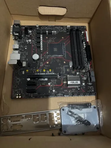 Placa-mãe ASUS Prime B450M-Gaming/BR AM4 - Funcionando Perfeitamente