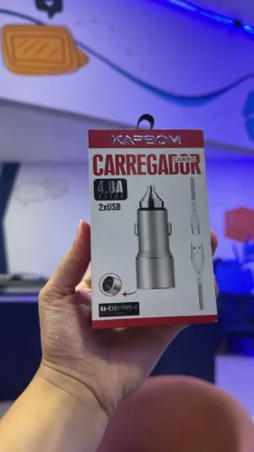 Carregador de carro entrada tipo C e USB / Lacrado / Loja física / $20,00