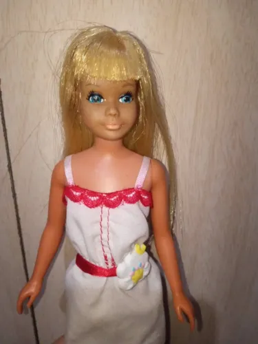 Boneca Skipper irmã da Barbie vintage antiga 1970 sunset malibu