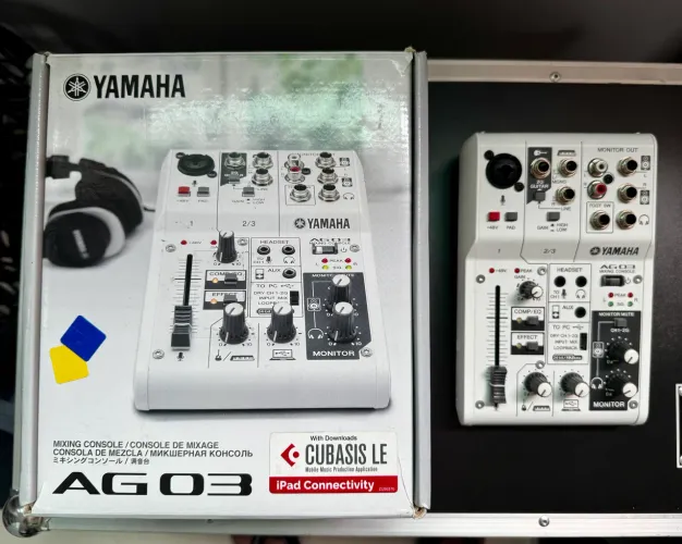 Mesa De Som E Interface Yamaha AG03 - Musica Lives Podcast USB POWER