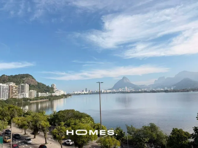 Apartamento à venda, 3 quartos, 1 suíte, 1 vaga, Lagoa - Rio de Janeiro/RJ