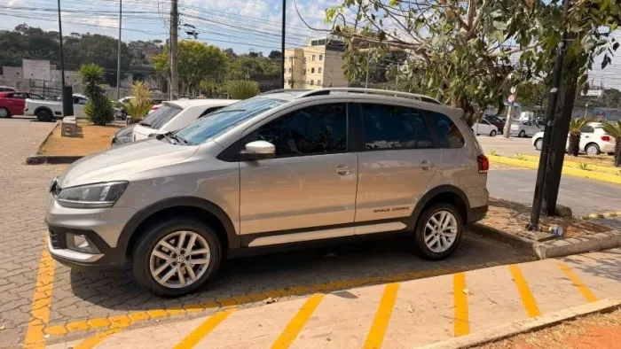 Volkswagen Spacecross 1.6 MI Total Flex 16V 2016