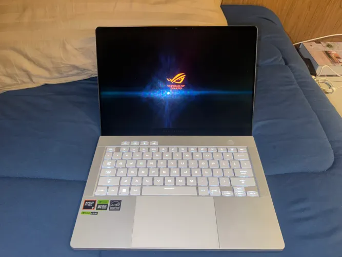 Notebook gamer Asus ROG Zephyrus G14 Ryzen 9 + RTX 4070