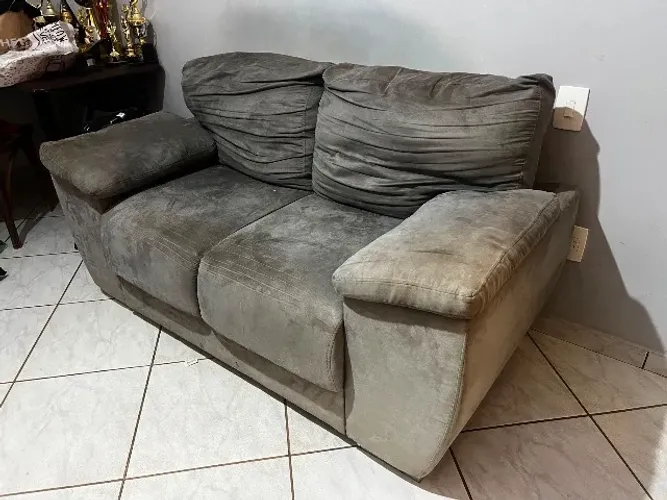 Sofá dois lugares