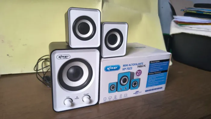 Mini Auto falante KP-7023 para PC (NOVO)