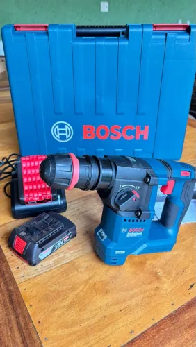 Martelete Rompedor Bosch GBH Com 2 Baterias Carregador Original Perfeito Estado