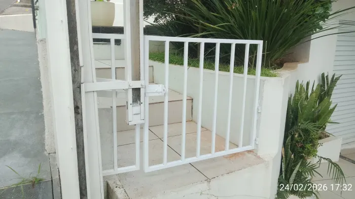 Serralheiro a domicílio 24h 