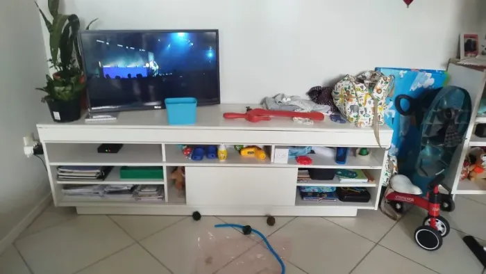Rack para TV Branco com Nichos e Prateleiras