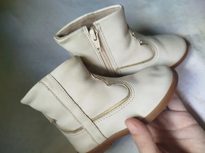 Bota menina - número 20