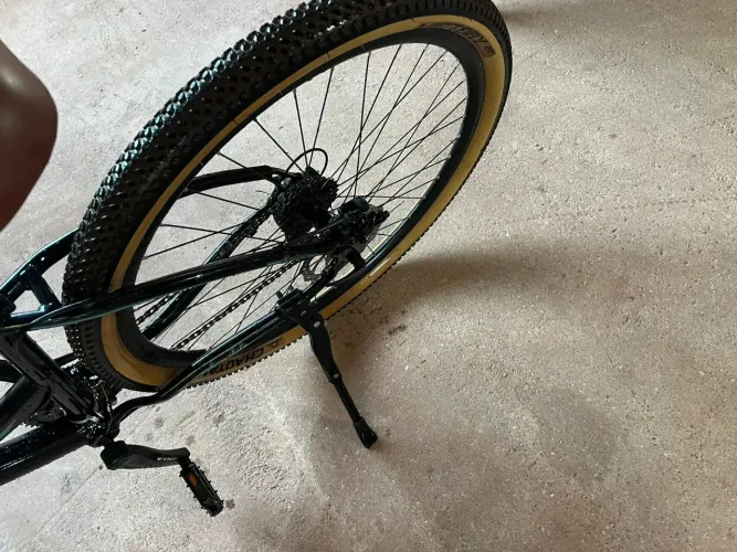 Bicicleta aro 29 semi nova 