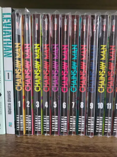 Chainsaw Man volumes 1-11