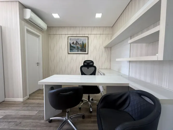 Sala Comercial à venda com 43m² e 1 vaga