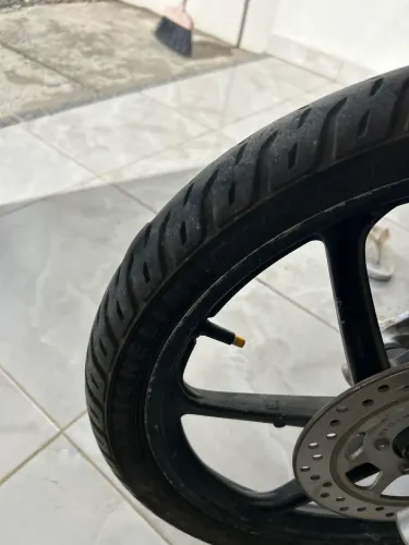 Pneu de moto Michelin 60/100 r17