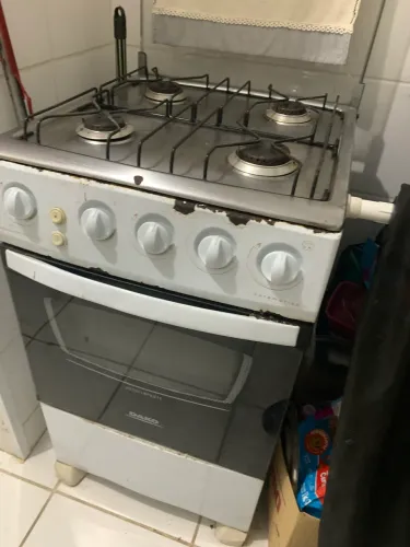 Fogão seminovo usado
