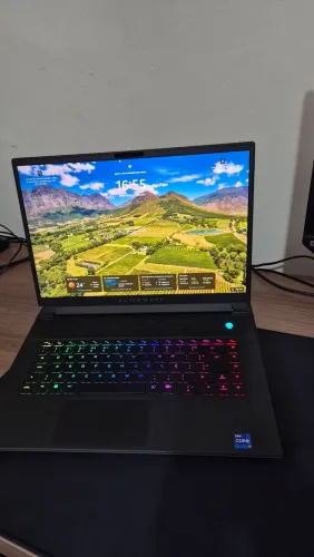 Alienware m16 R1 Gamer - Intel Core i9 13ª Geração | RTX 4060 | 16GB RAM