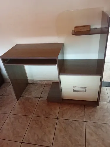 Escrivaninha para escritório 