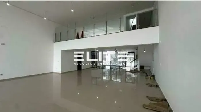 Salão Comercial para Aluguel em Santo André Paraíso, 1.020 m², 10 Vagas