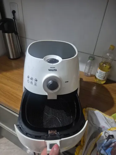 Airfryer usada em boas condiçoes