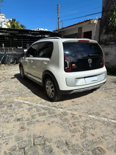 Volkswagen Up! Cross 1.0 TSI Total Flex 12V 5P 2016