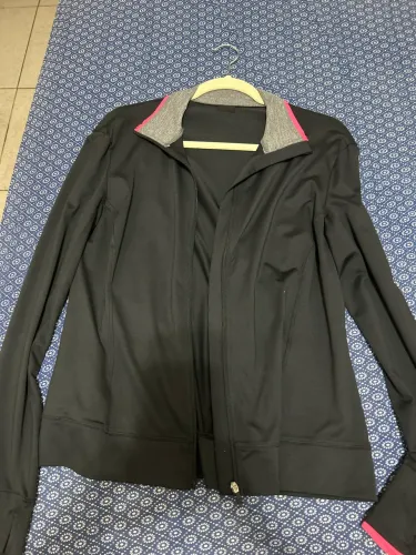 Blusa de academia de manga comprida aberta