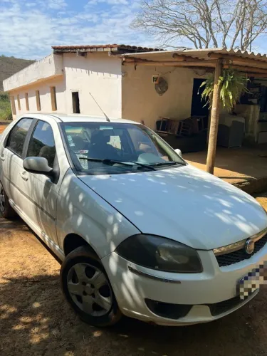 Fiat Siena EL 1.4 MPI Fire Flex 8V 4P 2013
