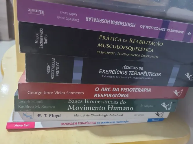 Vendo livros novos de Fisioterapia 