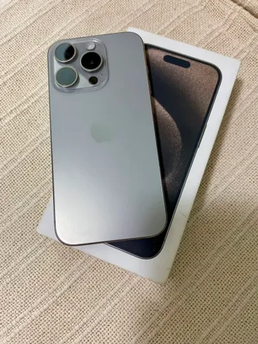 iPhone 15 Pro 256GB Natural Titanium