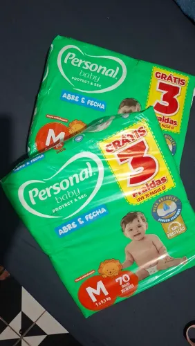 Fralda personal tamanho ( M ) 70 unidades cada pacote