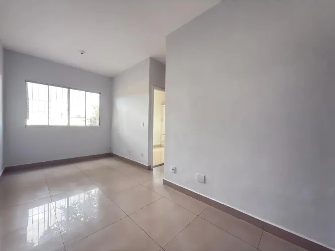 APARTAMENTO COM ÁREA PRIVATIVA | 2 QUARTOS | 1 VAGA | CONDOMÍNIO SOLAR DA ALVORADA