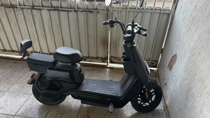 MOTO ELÉTRICA ESM6020 - 1000W - POUCO USO!