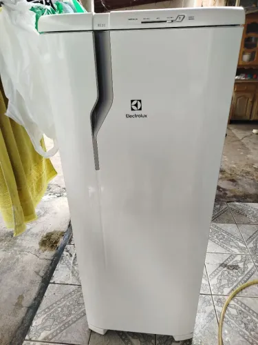 Refrigerador Eletrolux RE31