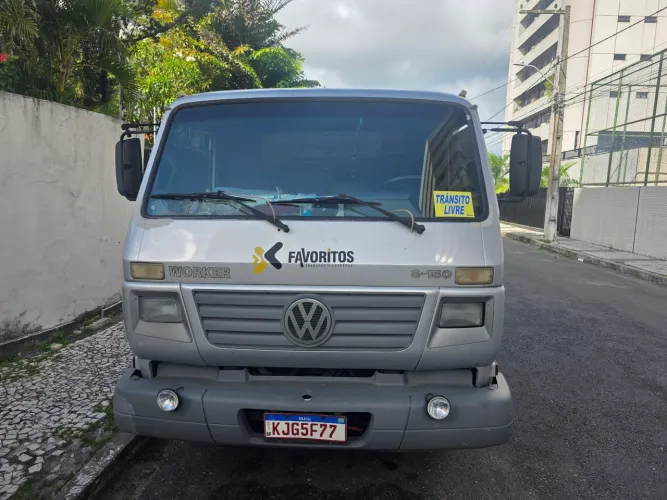 Caminhão pronto pra trabalho