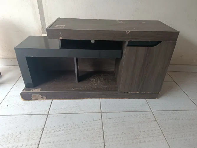 Doação: rack de sala